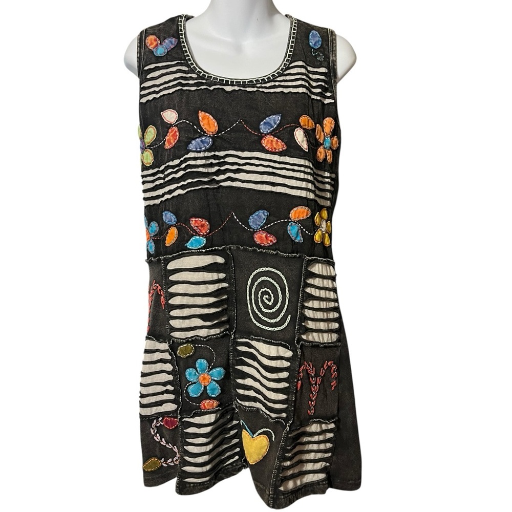 Ark Imports Artsy Embroidered Tunic Top